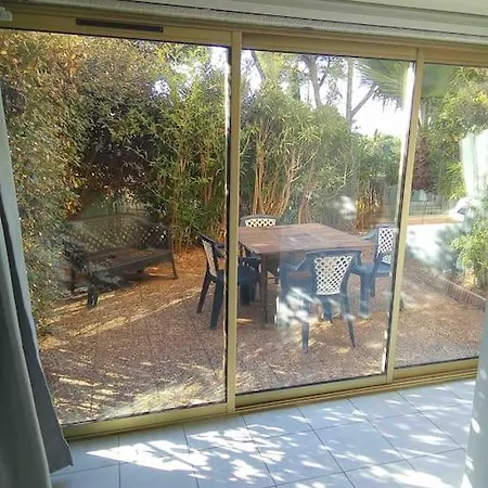 Apartment Avec Terrasse Proche De La *